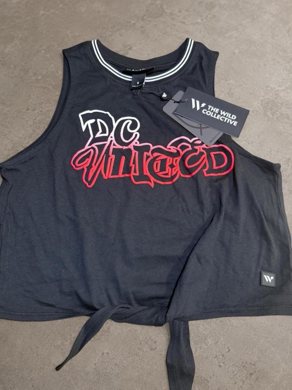 The Wild Collective D.C. United Puff Print Tie Front Tank Women’s Small NWT